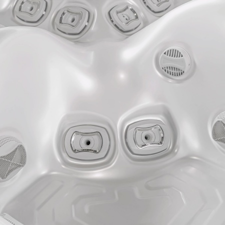 Гидромассажный спа-бассейн Wellis Makalu Life Deluxe Гидромассажный спа-бассейн Wellis Makalu Life Deluxe
